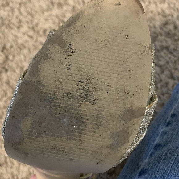 GUESS‎ Gold Glitter Stiletto Heels Strappy 9.5 HAYLI Prom Party Ballroom Dance - Picture 9 of 9